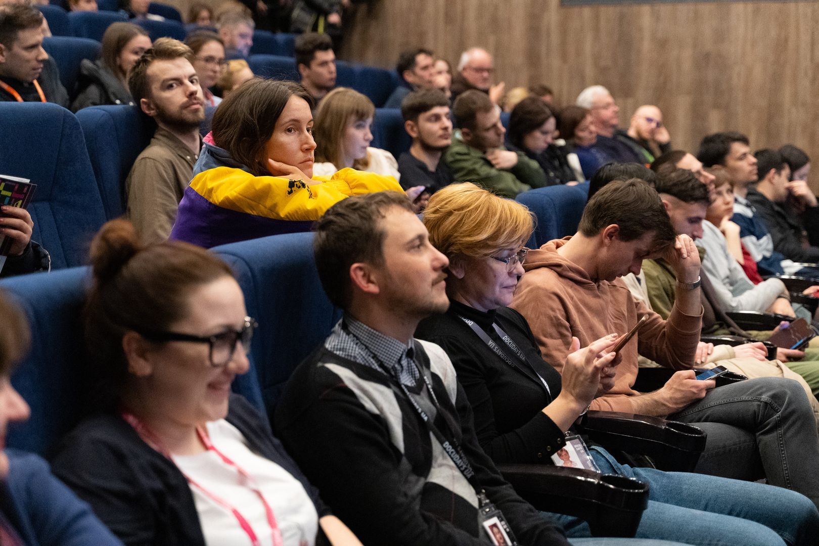 Документальне кіно